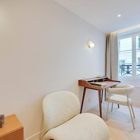 Quartier Libre Madeleine Aparthotel Paris Exterior photo