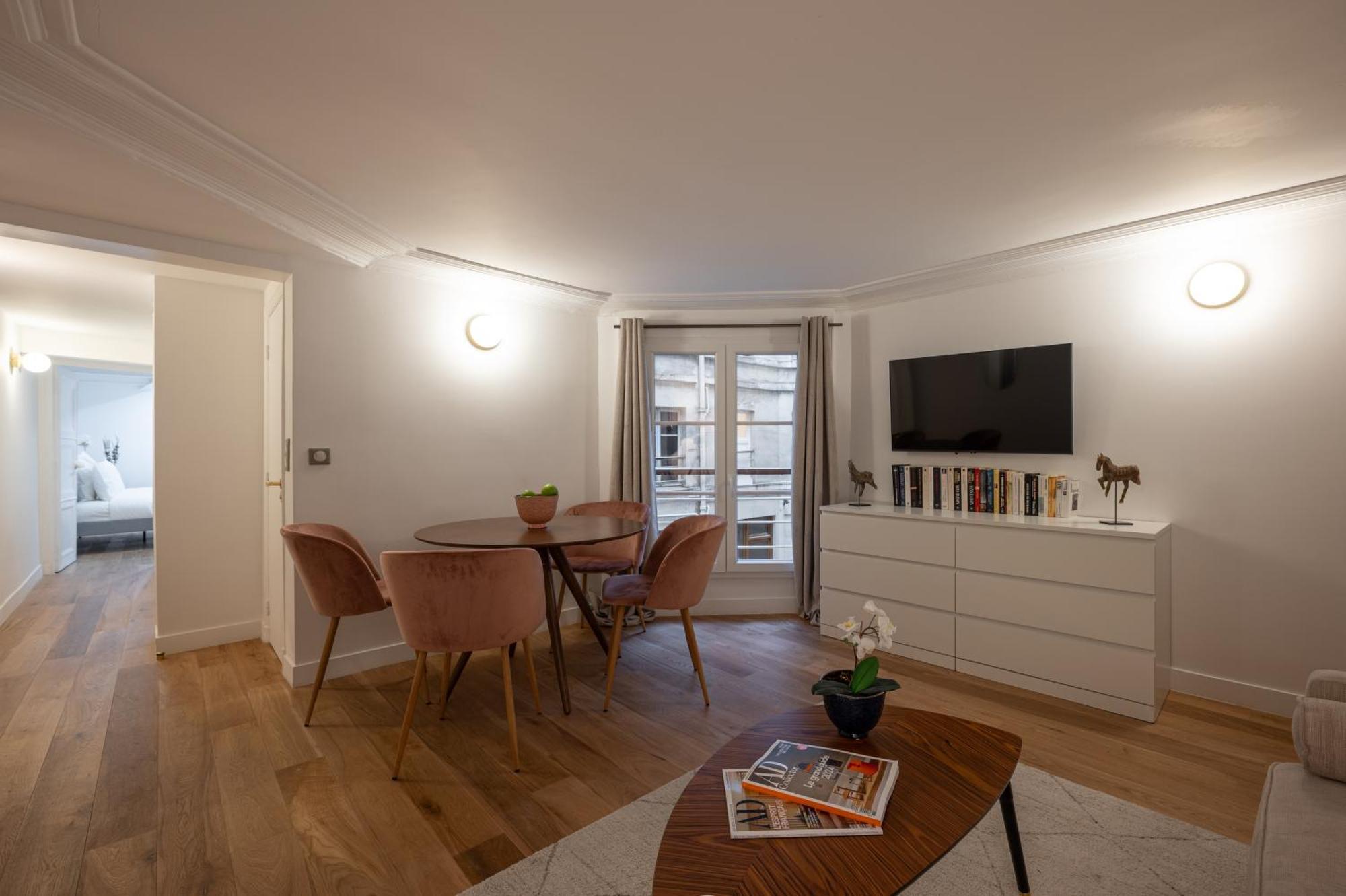Quartier Libre Madeleine Aparthotel Paris Exterior photo