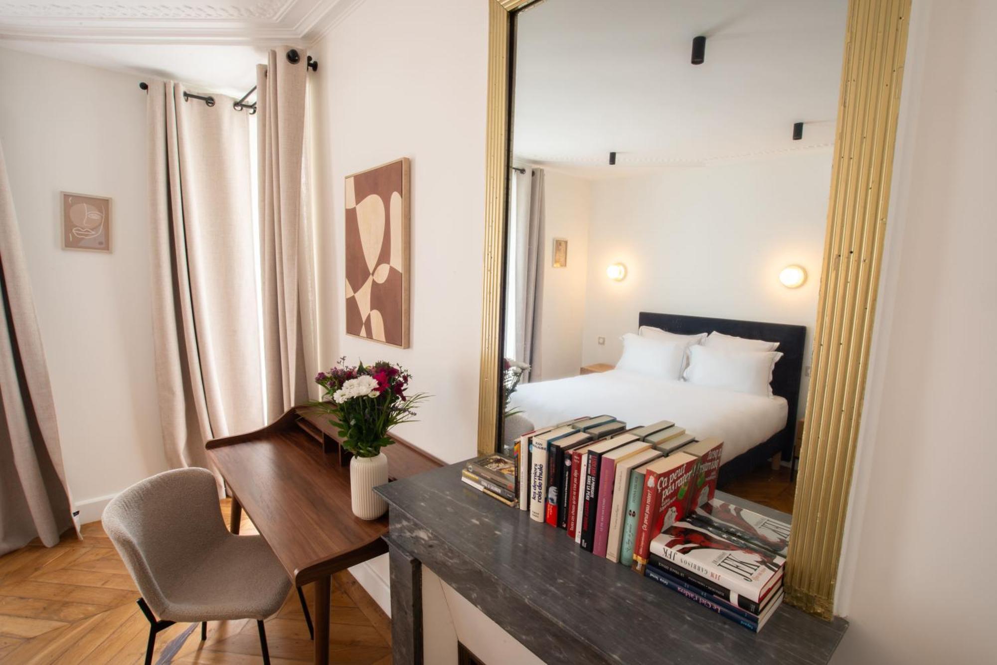 Quartier Libre Madeleine Aparthotel Paris Exterior photo