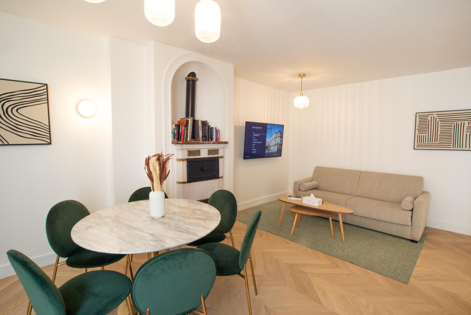 Quartier Libre Madeleine Aparthotel Paris Exterior photo