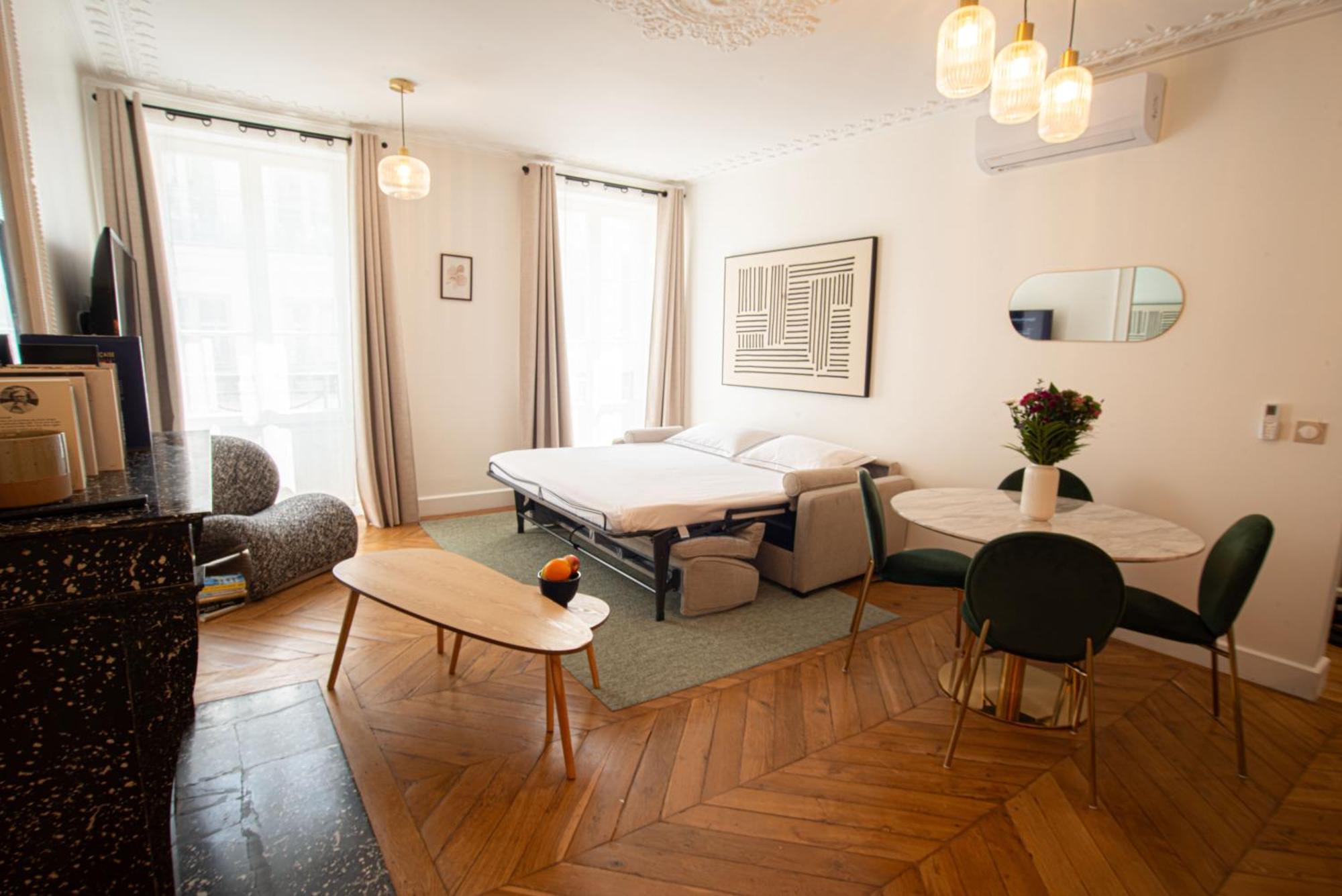 Quartier Libre Madeleine Aparthotel Paris Exterior photo