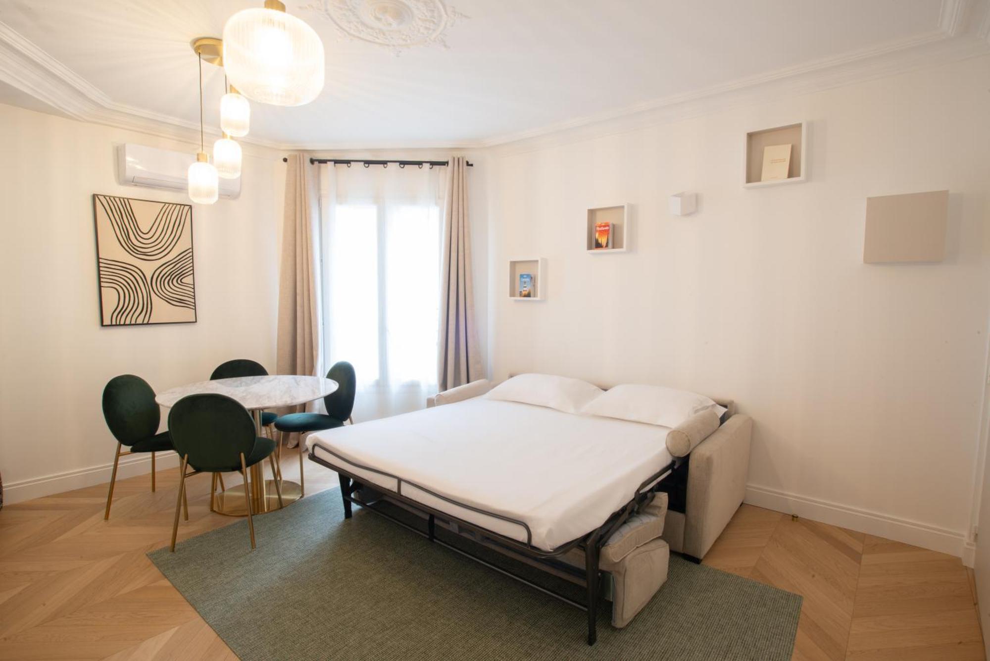 Quartier Libre Madeleine Aparthotel Paris Exterior photo