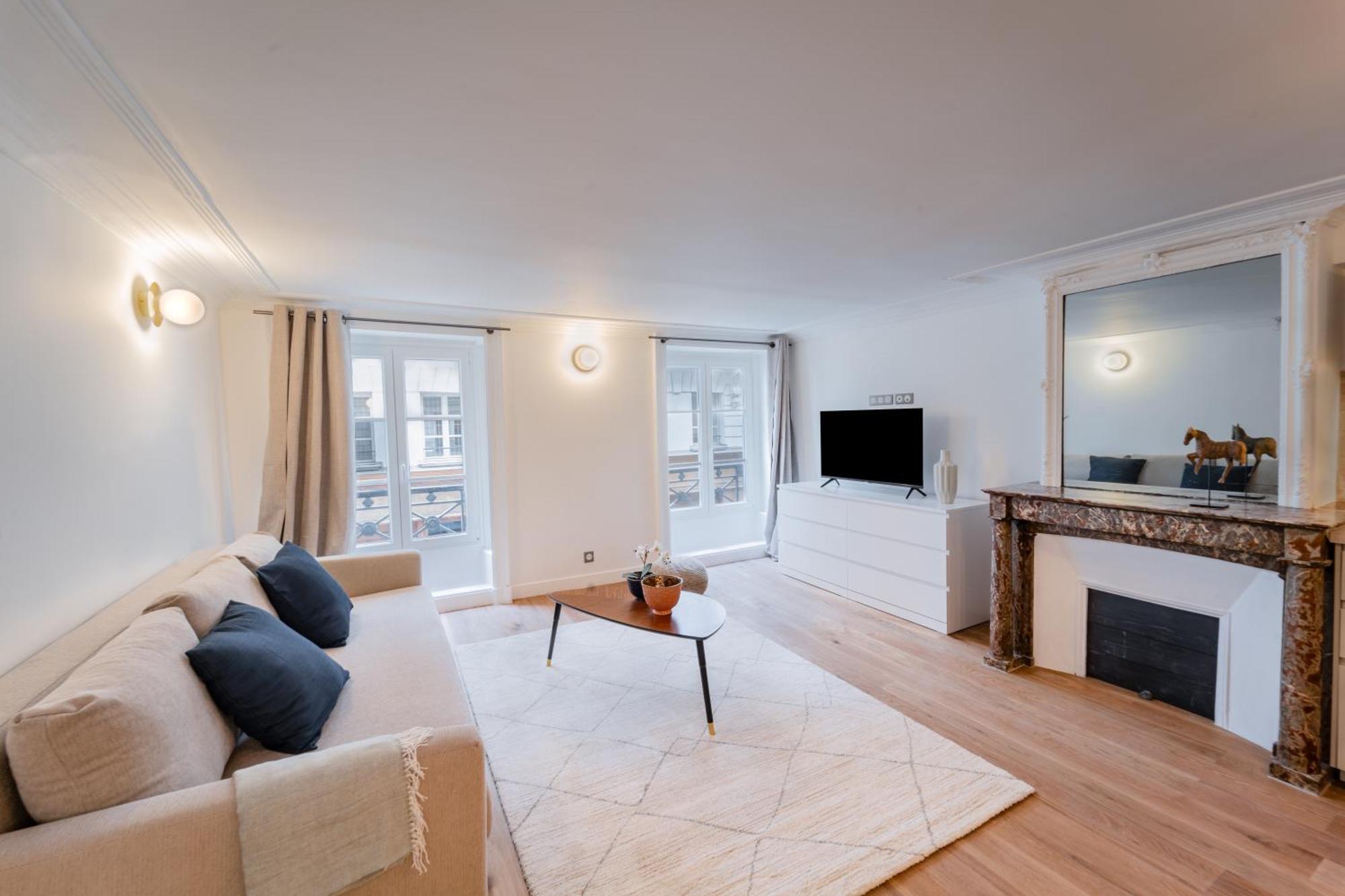 Quartier Libre Madeleine Aparthotel Paris Exterior photo